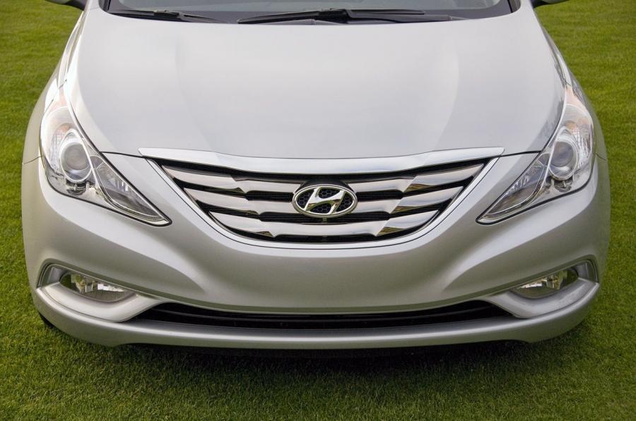  Hyundai Sonata 2011 года  (US) (фото 57 из 85)